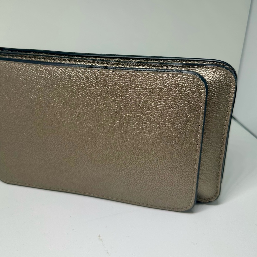 Elegant Tan Crossbody Bag